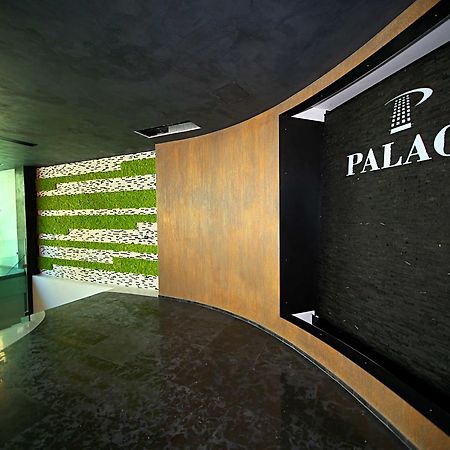 Hotel Palace Vlorë 외부 사진
