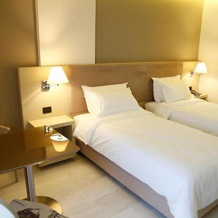Hotel Palace Vlorë 외부 사진