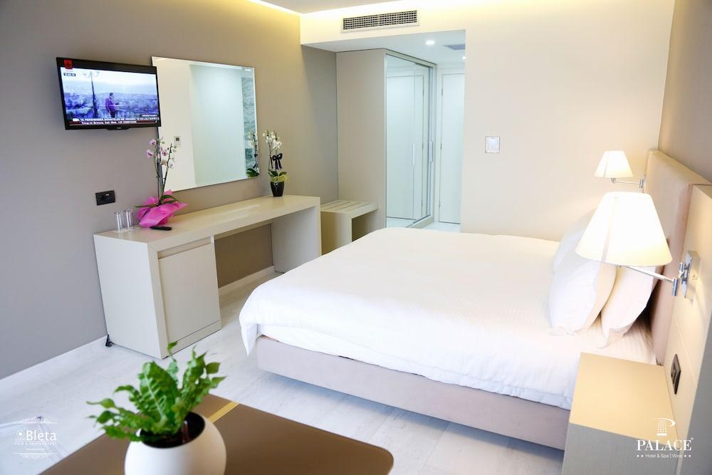 Hotel Palace Vlorë 외부 사진